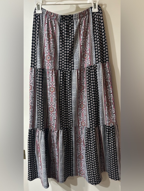 easel Dresses & Skirts - Easel Brand Tiered Maxi Skirt with Black and Pink Boho Design